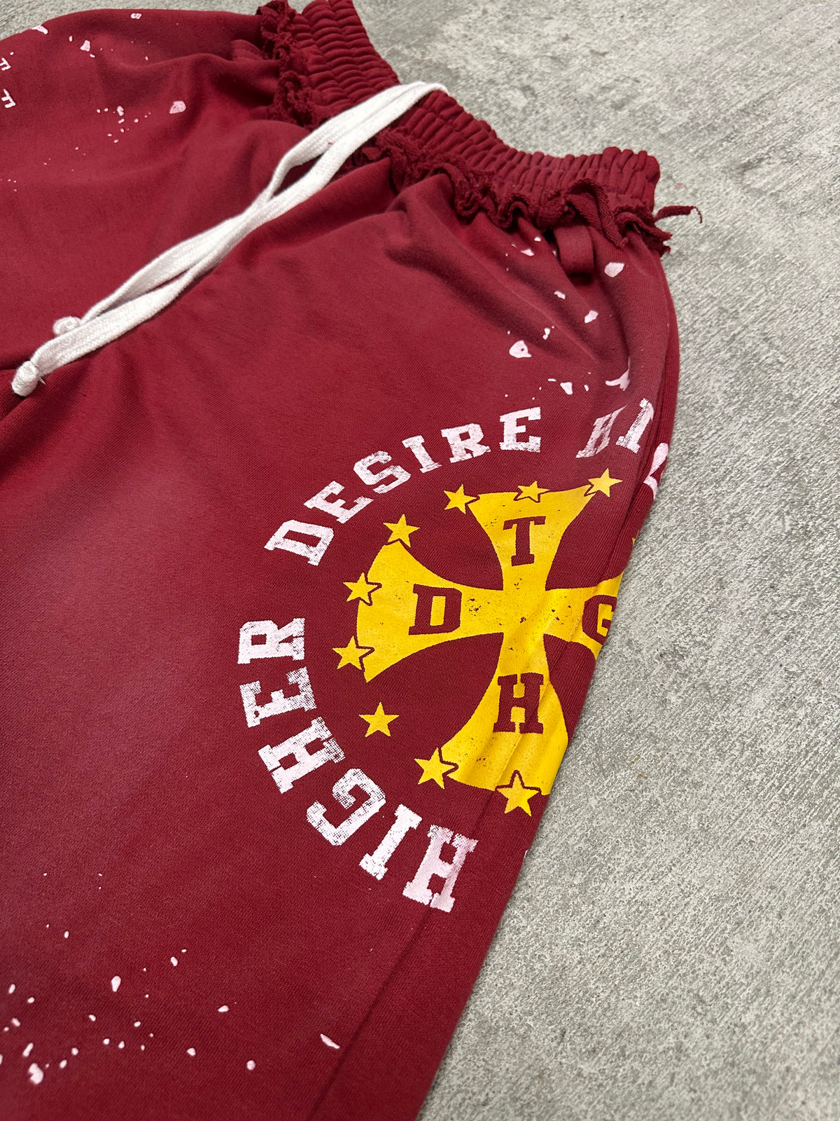 “FOREVER” 3/4 Shorts Maroon