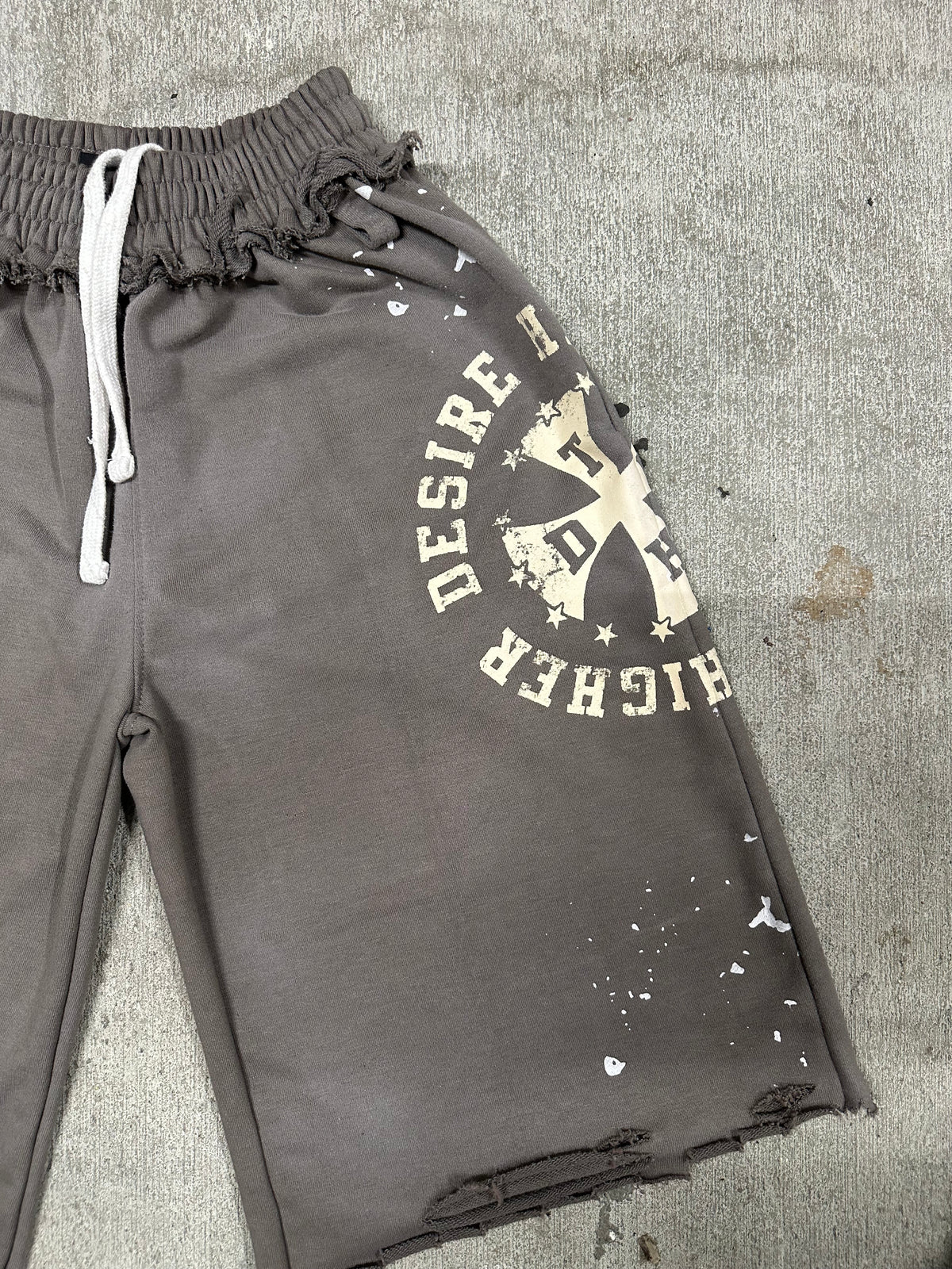 “FOREVER” 3/4 Shorts Gray